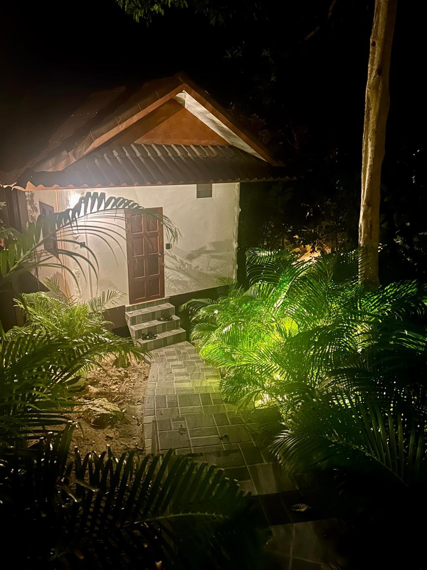 Kalani Bungalows, หาดยาว ภายนอก รูปภาพ
